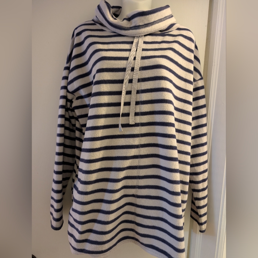 Lord & Taylor Striped Women's Fleece Sweater. Xl